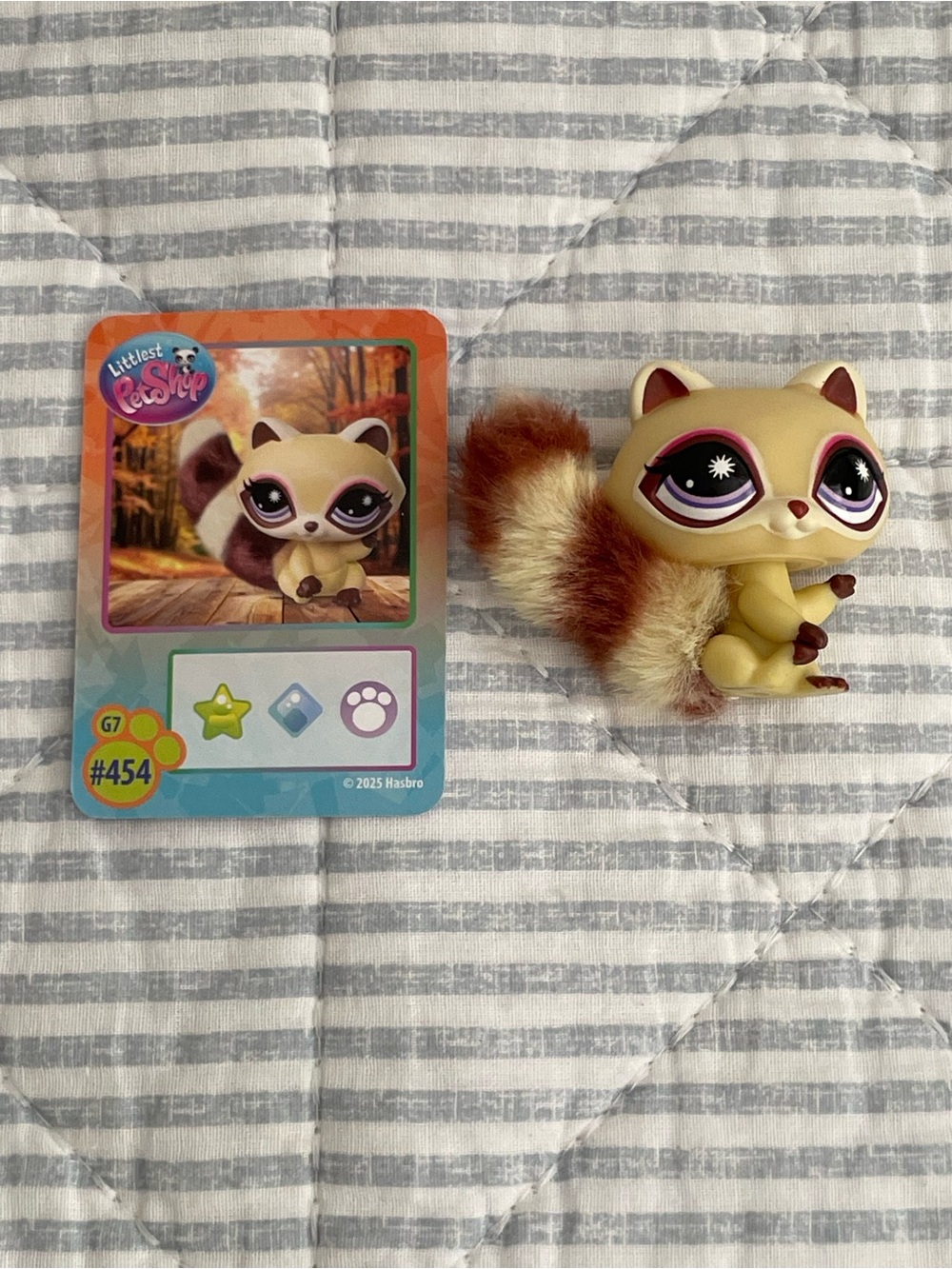 LPS FLUFFY TAIL RACCOON #454